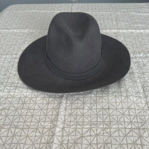NWOT Elegant Charcoal Fedora Hat